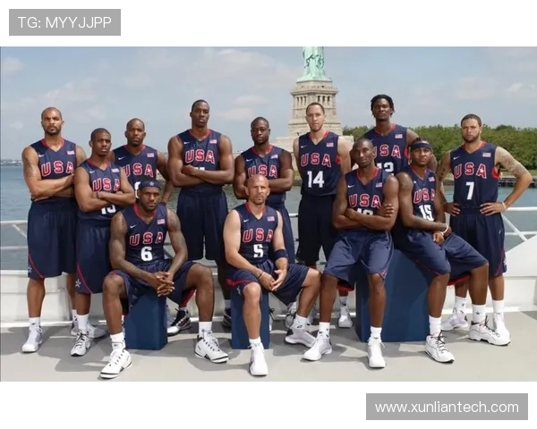 深圳排球队灵活性揭秘:排球巨献带你领略运动之美与团队精神 深圳排球队灵活性揭秘:排球巨献带你领略运动之美与团队精神